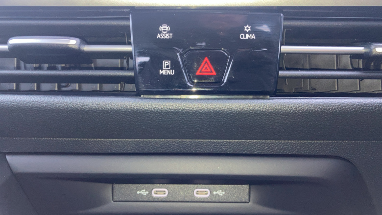 Volkswagen Golf 1.5 TSI Life 5dr Petrol Hatchback